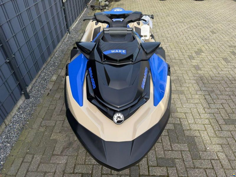 Sea-Doo Wake Pro 230
