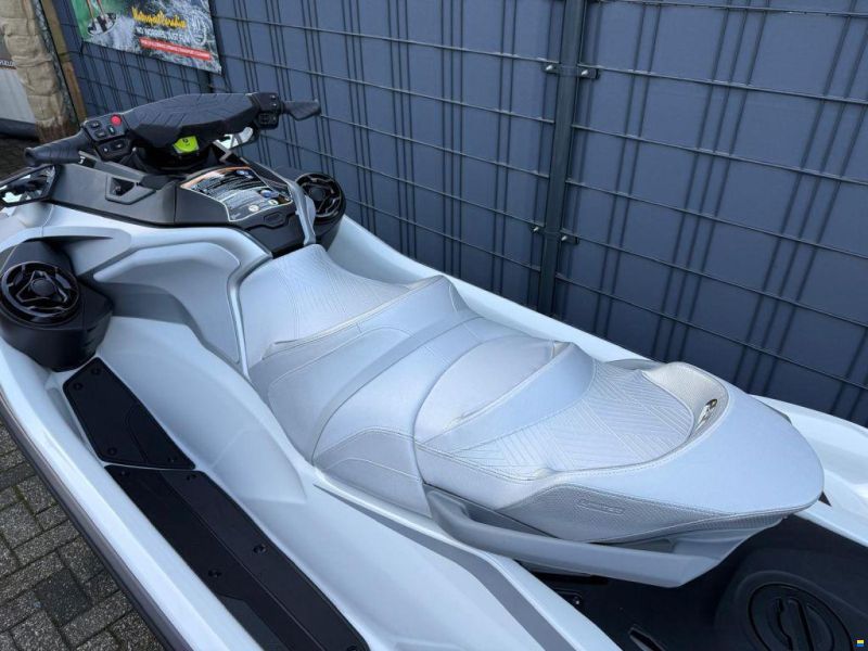 Sea-Doo GTX Limited 325