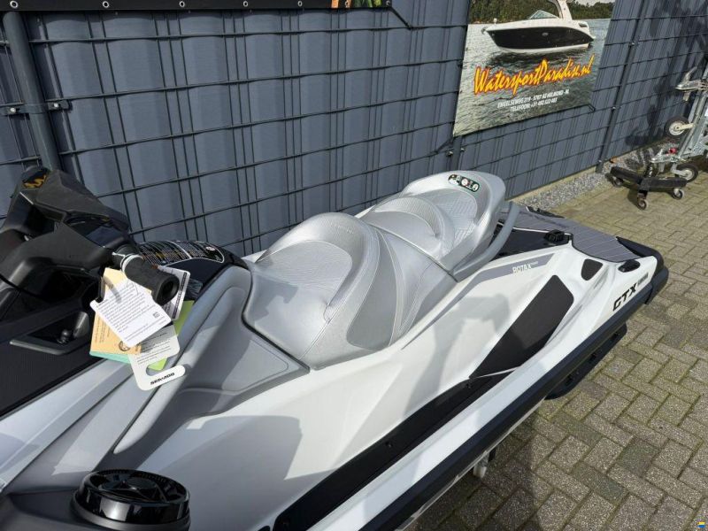Sea-Doo GTX Limited 325