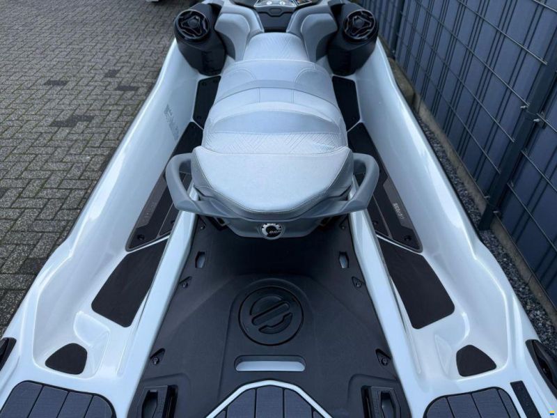 Sea-Doo GTX Limited 325