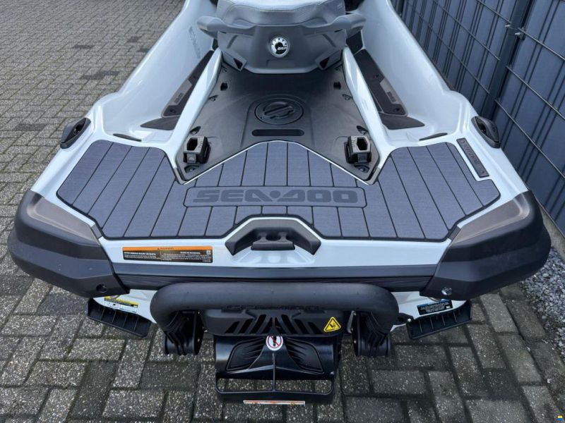 Sea-Doo GTX Limited 325