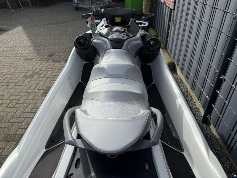 Sea-Doo GTX Limited 325