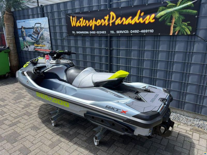 Sea-Doo RXT X 325
