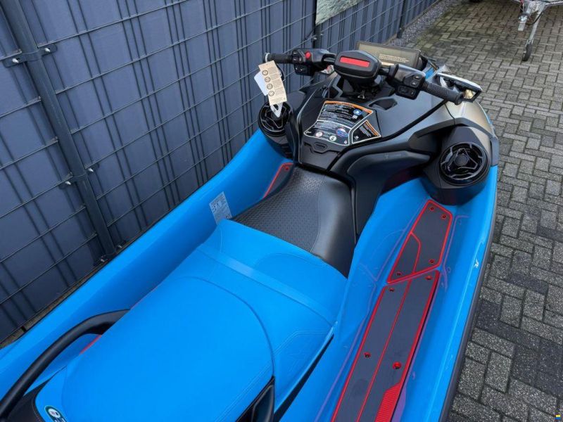 Sea-Doo RXT X 325