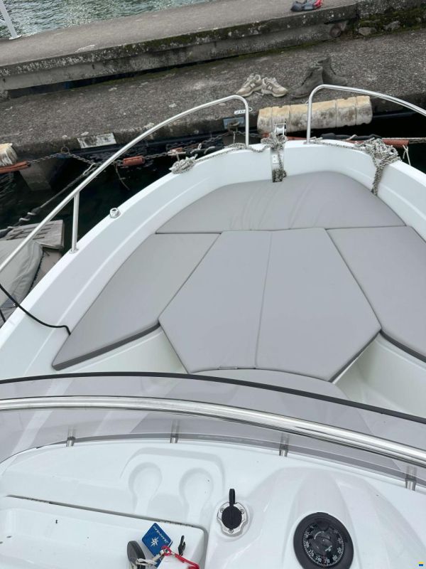 Jeanneau CAP CAMARAT 5.5 CC SERIE 2