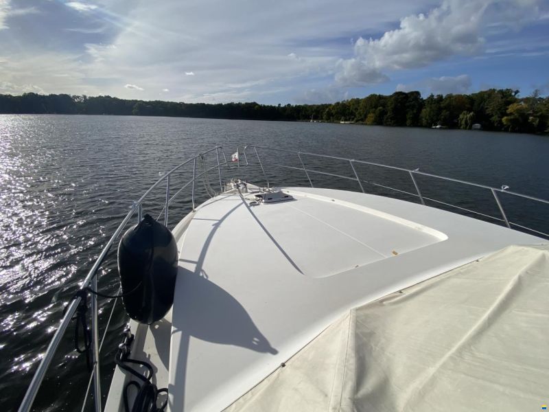 Neptunus 138 Sedan Fly