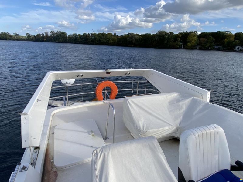 Neptunus 138 Sedan Fly