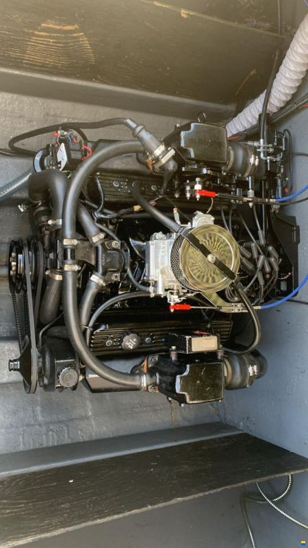 Nuova Fiberglass 700S