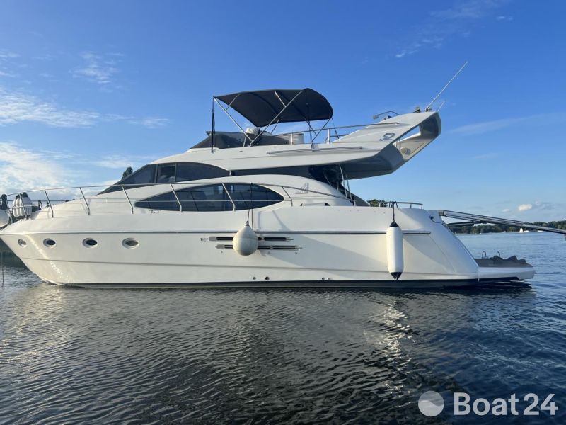 Azimut 52 Fly