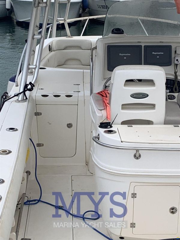 Boston Whaler OUTRAGE 320