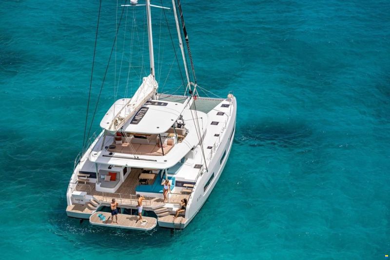 Lagoon 55
