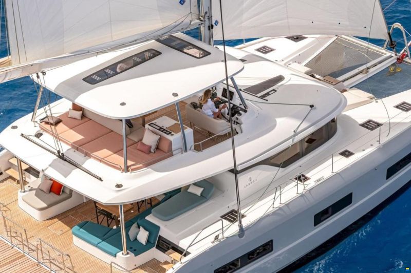 Lagoon 55