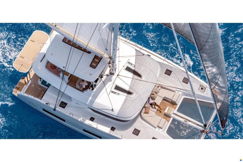 Lagoon 55