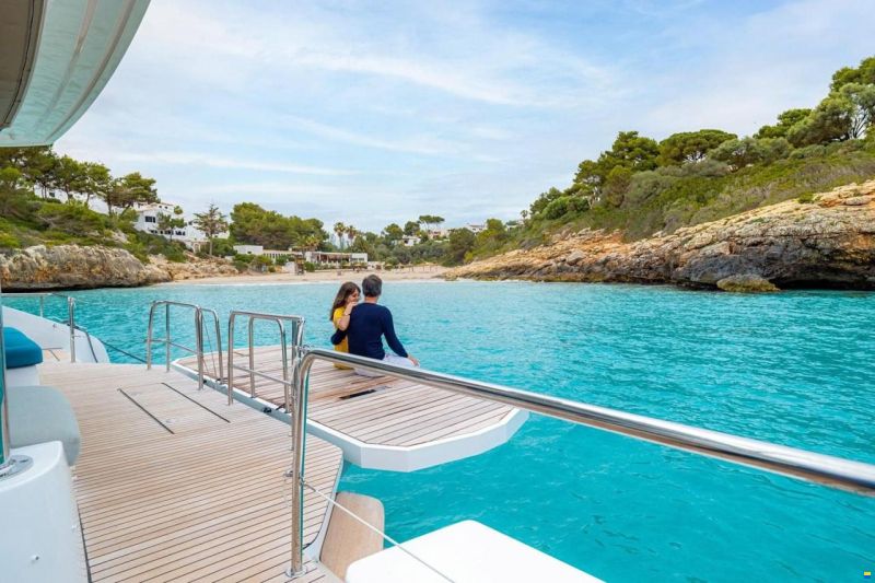Lagoon 55