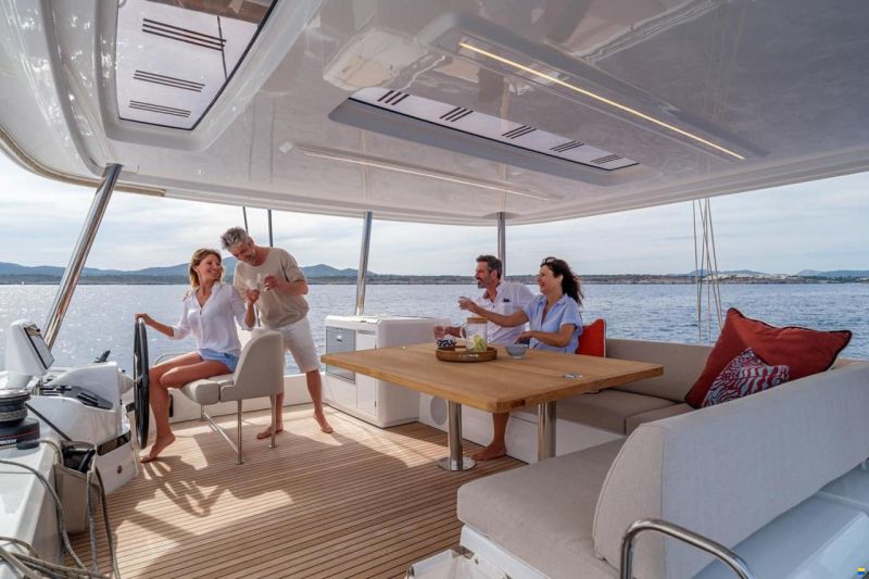 Lagoon 55