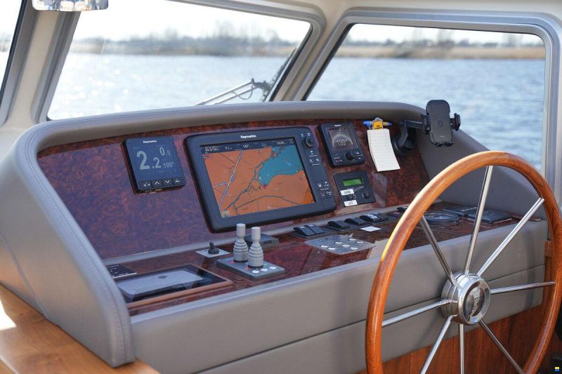 Linssen Grand Sturdy 410 AC Variotop met stabili