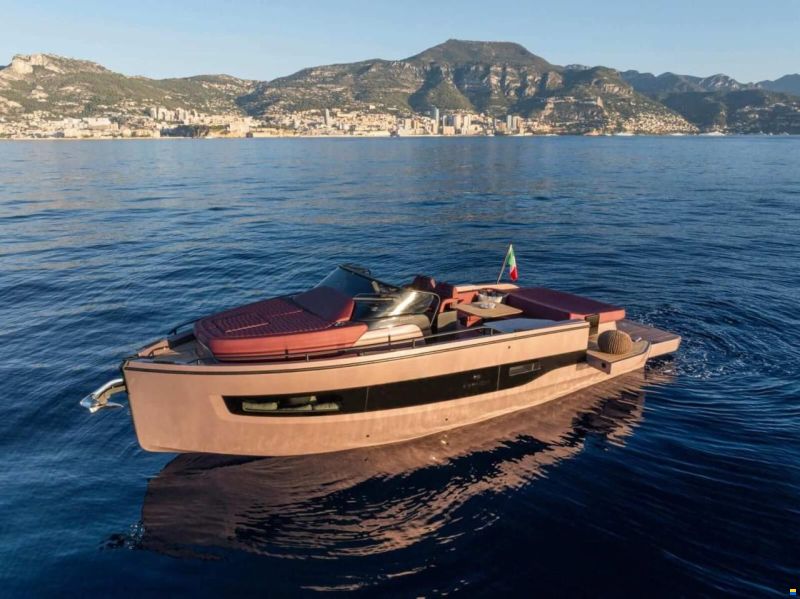 Cranchi A32 LT - NEW preorder fra