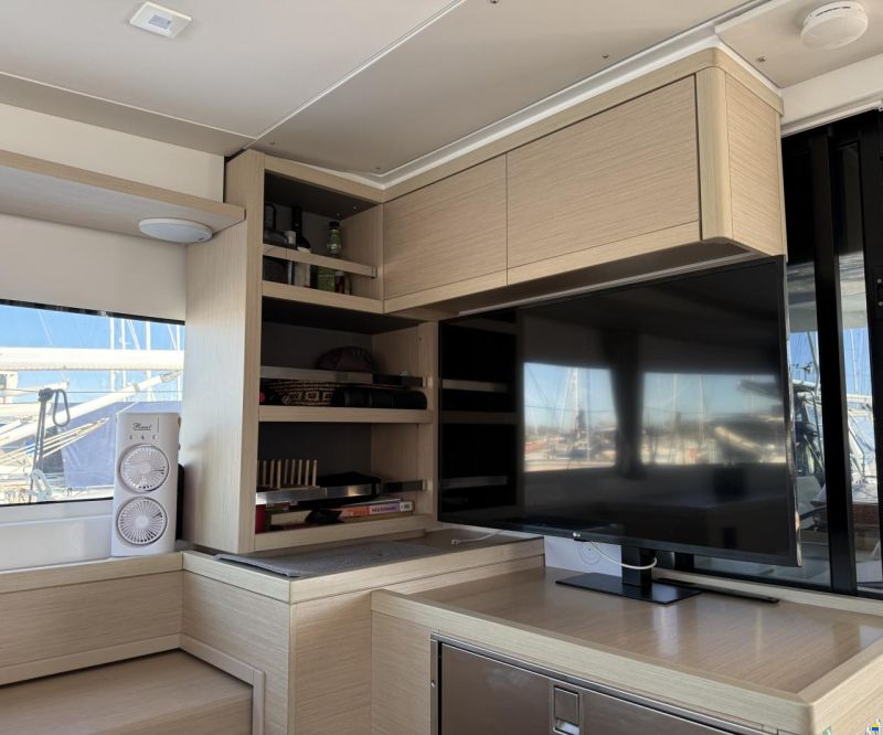 Lagoon 46