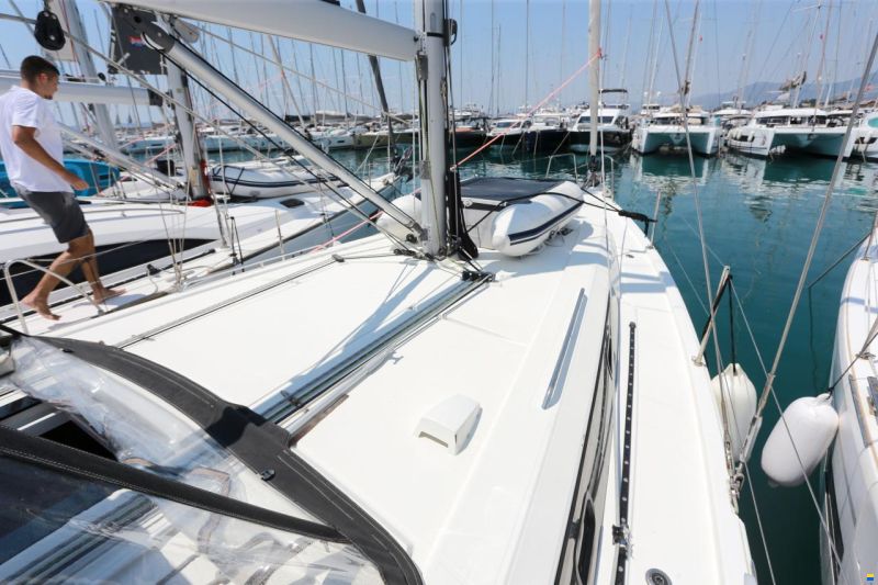Beneteau Oceanis 41.1