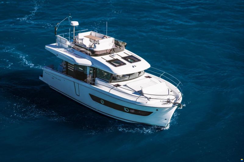 Beneteau Swift Trawler 37 Fly