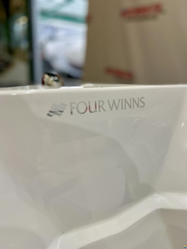 Four Winns H200