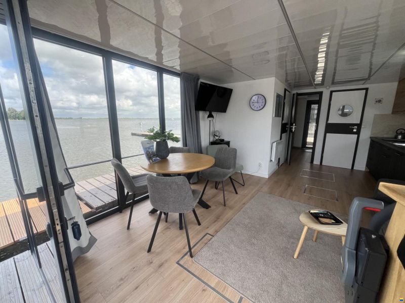 Campi 400, Met Ligplaats In Uitgeest