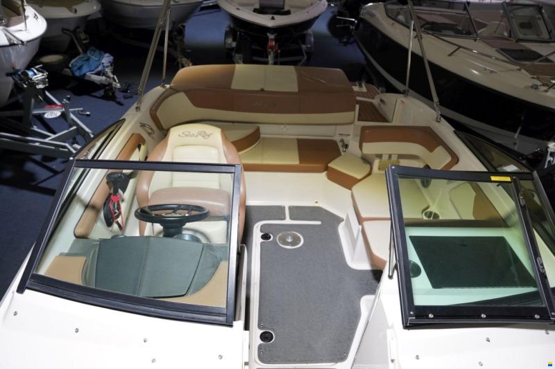 Sea Ray 19 SPXE