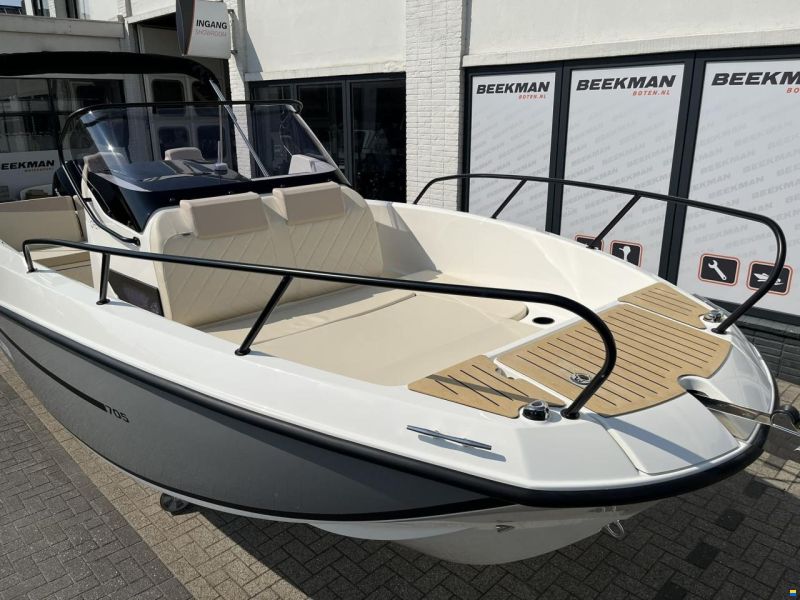 Quicksilver 705 Open