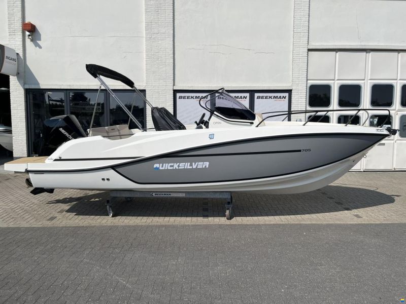 Quicksilver 705 Open