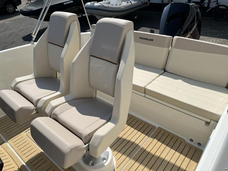 Quicksilver 705 Open