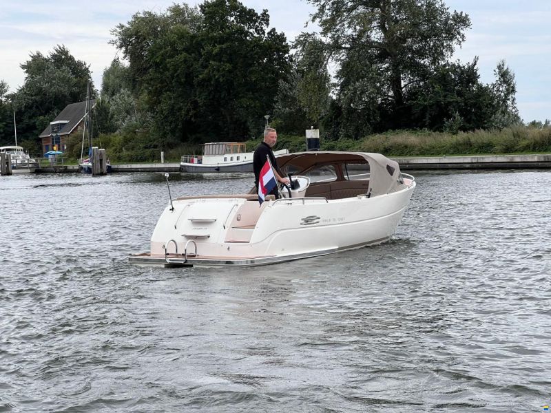 Primeur 705 Tender