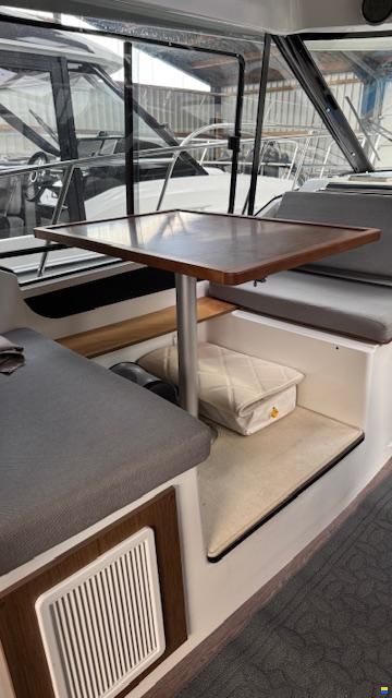 Jeanneau Merry Fisher 895