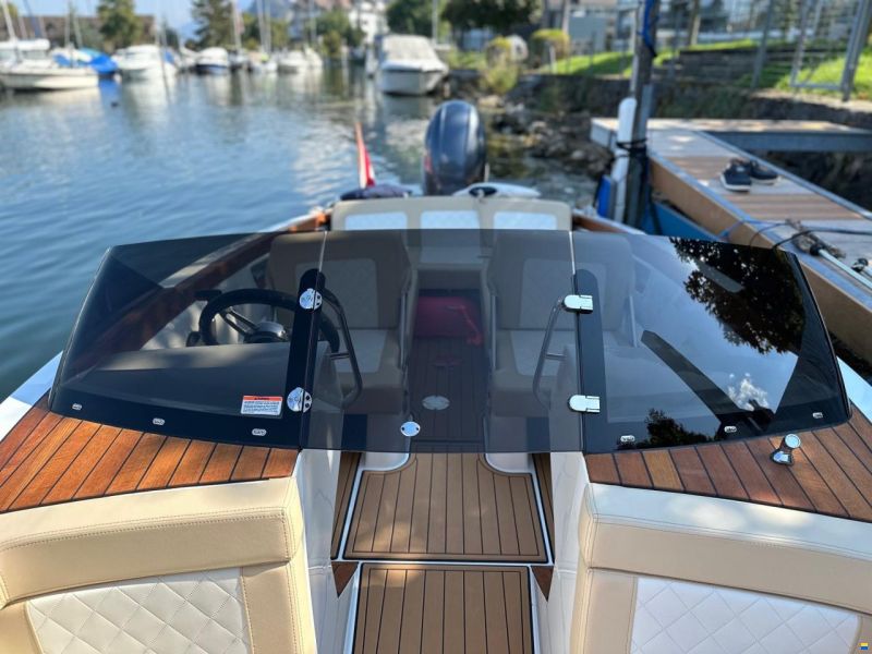 VTS Boats Flying Shark 5.7