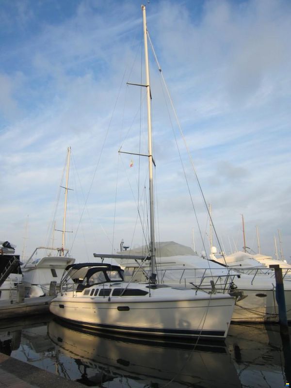 Hunter Legend 340