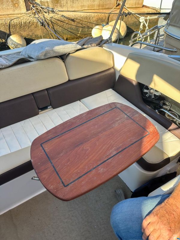 Regal 2250