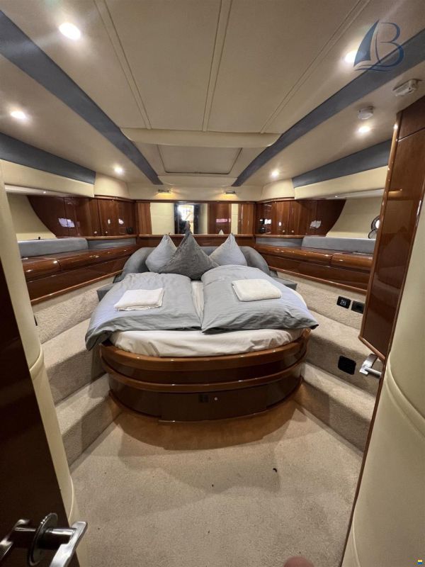 Sealine T52