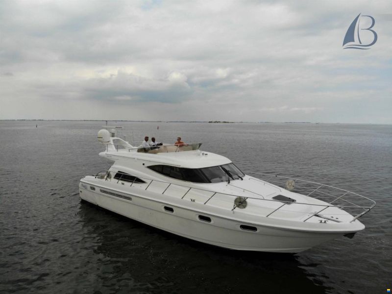 Sealine T52