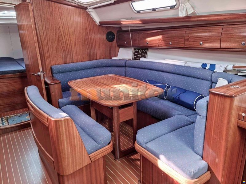 Bavaria 38