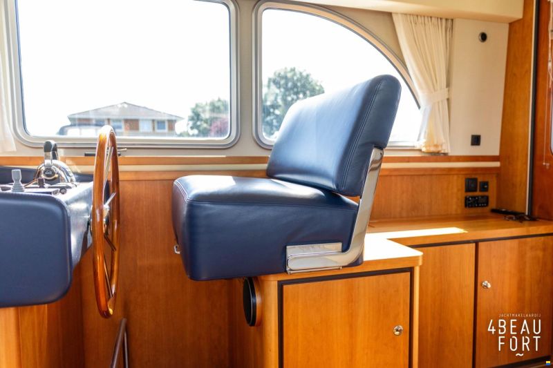 Linssen Grand Sturdy 470 Sedan Wheelhouse Longto