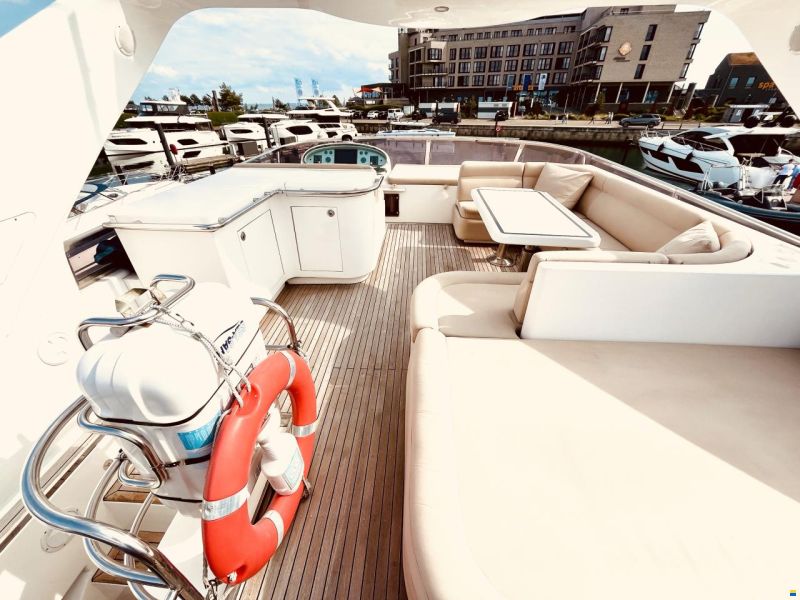 Elegance 68