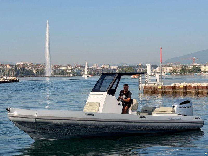 Hydrohulls HH7