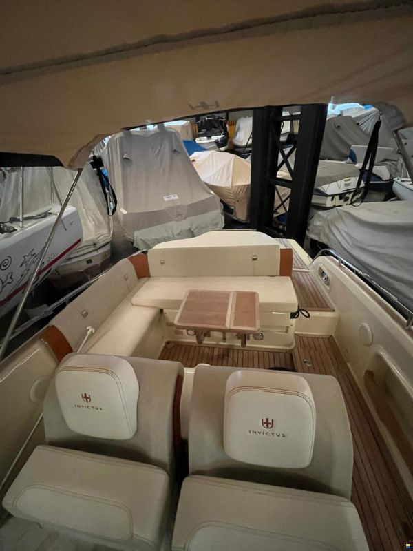 Invictus 280 GT