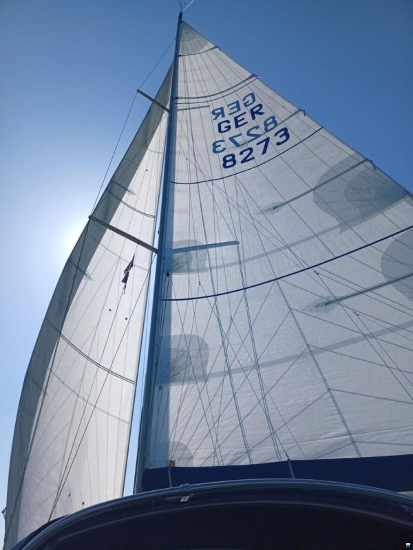 Hanse 370