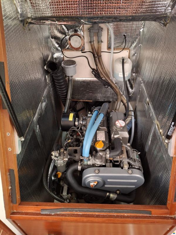 Hanse 370