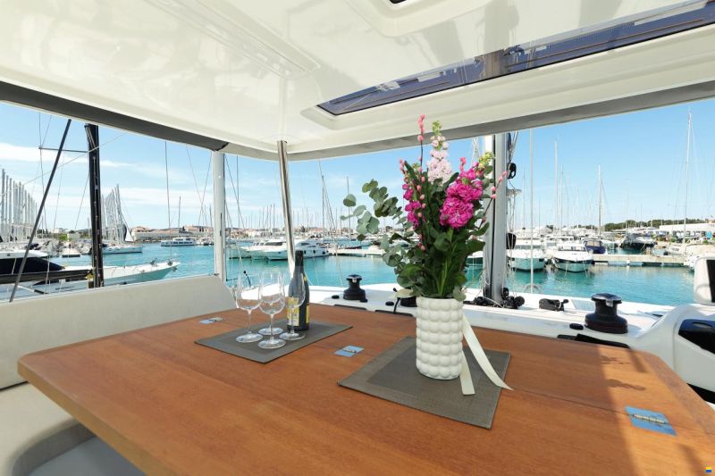 Lagoon 55