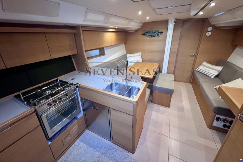 Solaris 44