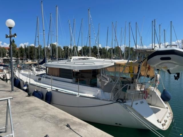 Dufour Atoll 43 Owner's Version