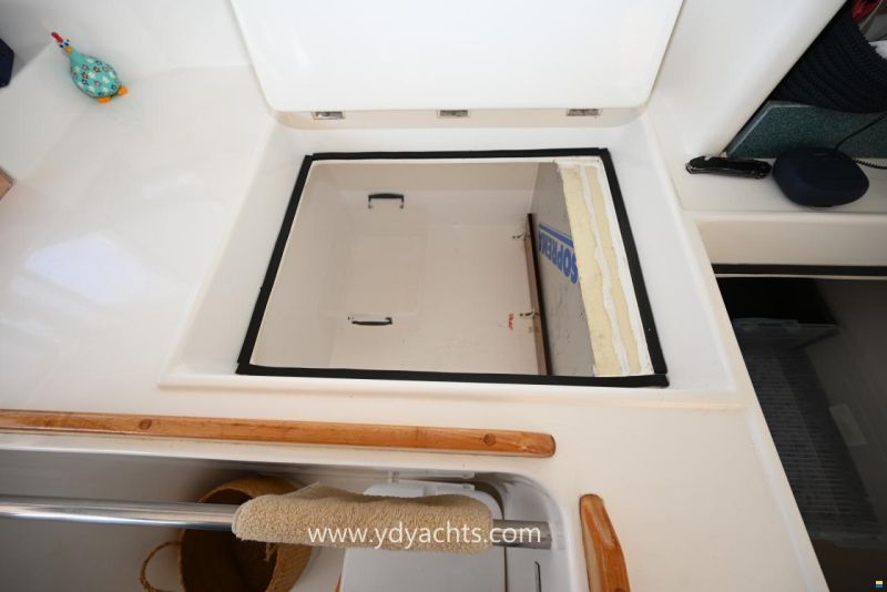 Dufour Atoll 43 Owner's Version