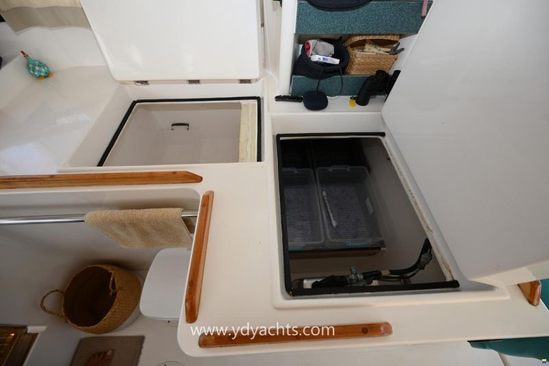 Dufour Atoll 43 Owner's Version