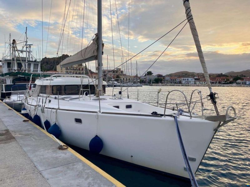 Dufour Atoll 43 Owner's Version